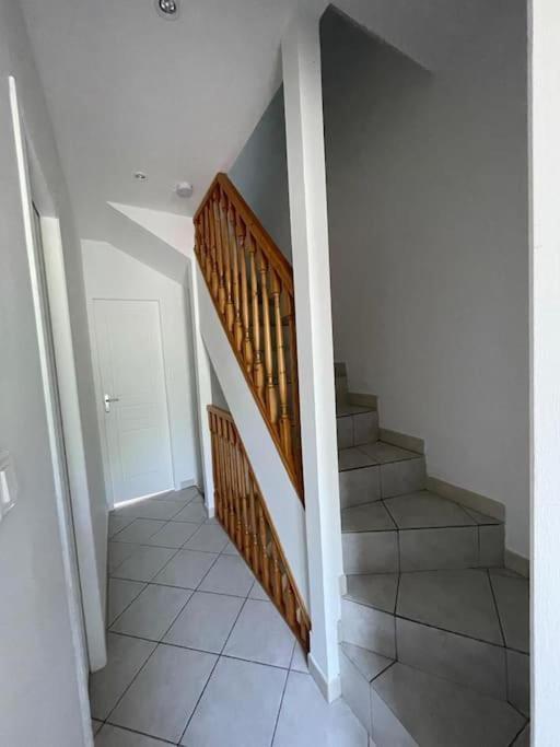 Maison Lumineuse Villemoustaussou Екстериор снимка